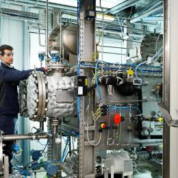 Battolyser Systems and VDL Hydrogen Systems merge to become Alquion