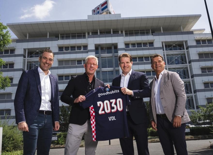 VDL Groep prolonge de 5 ans les contrats de parrainage avec le PSV et le FC Eindhoven