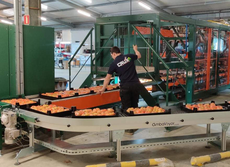VDL Groep acquires Crux Agribotics, strengthening its position in Foodtech